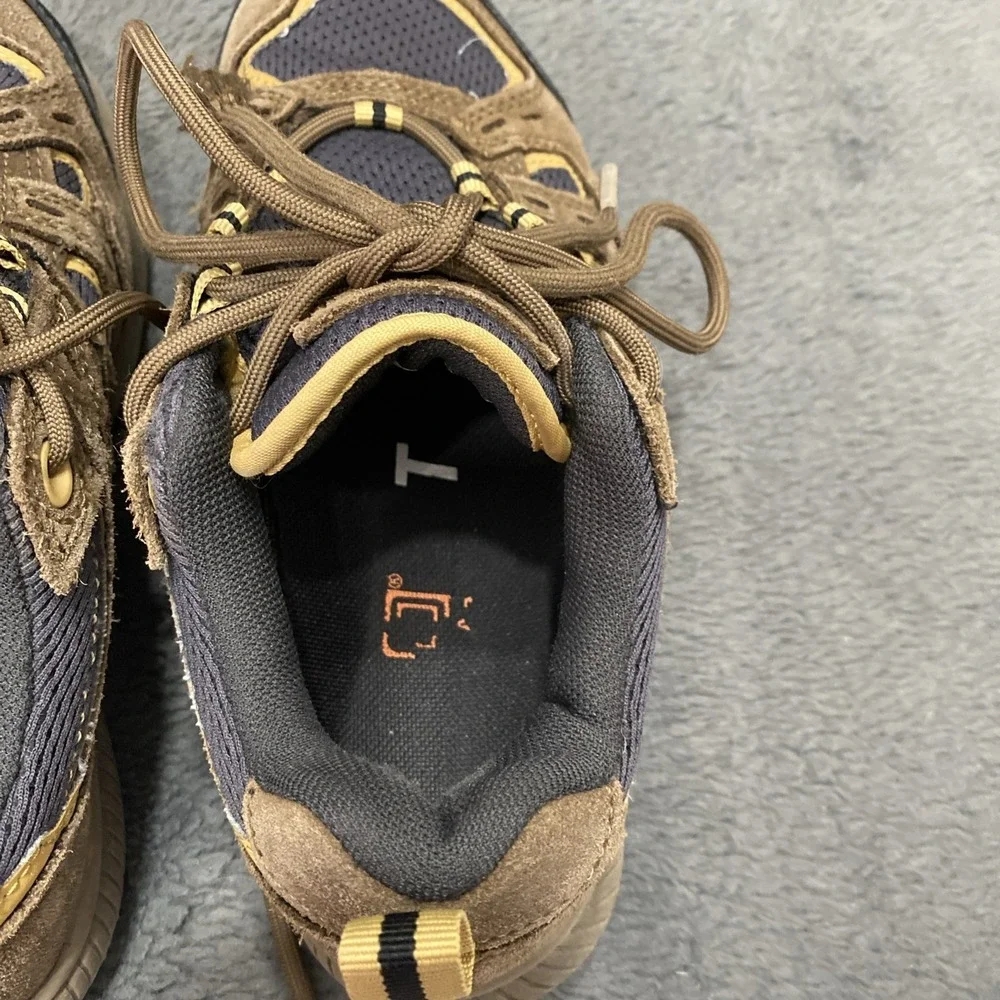 5.11 Ranger 2.0 Volanic Boys Low Top Shoes Brown Lace Up Size 4 Hiking‎ Outdoor